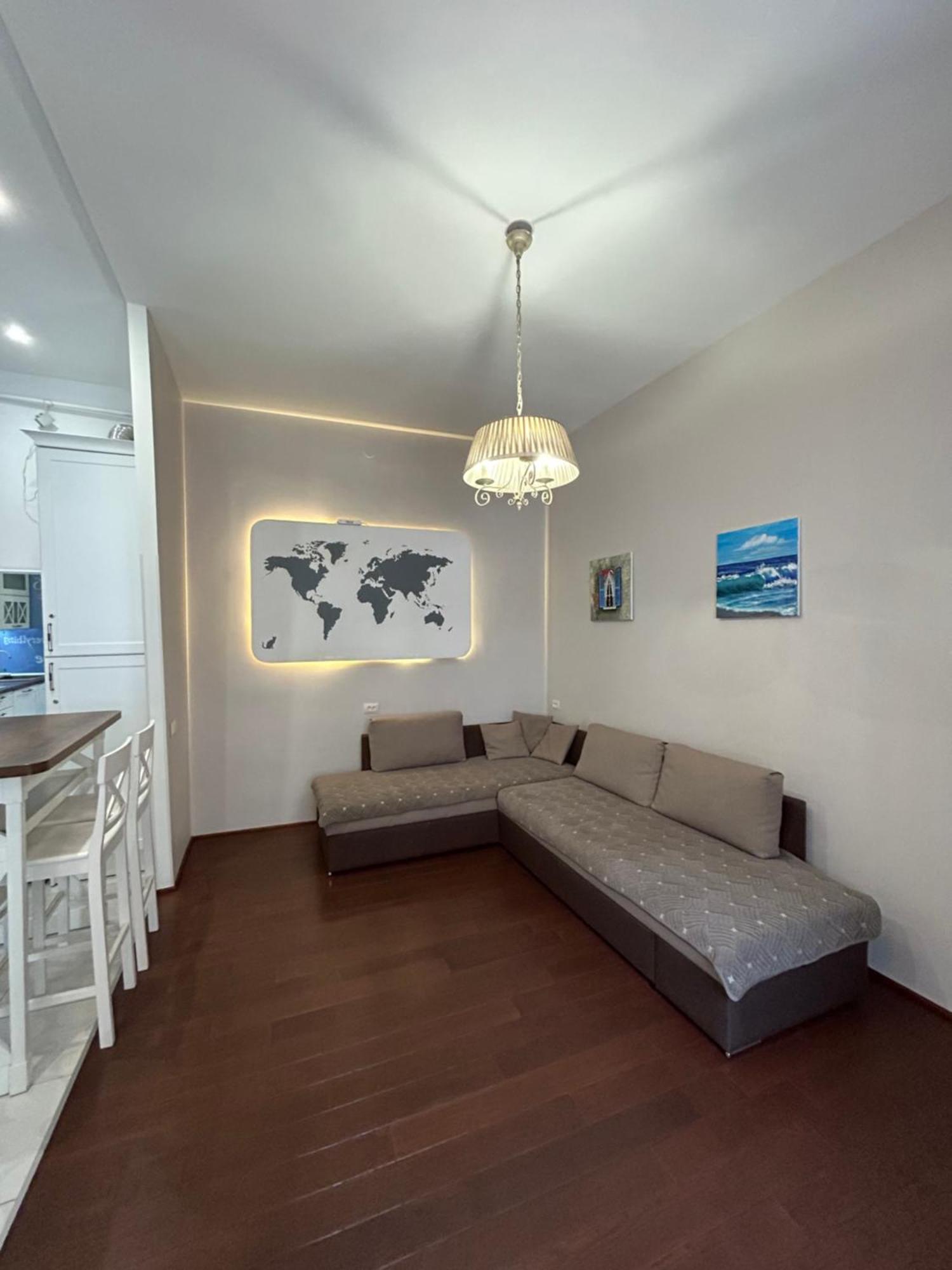 Modern Apartments In A Historical Place On Gorodotskaya Lviv Exterior photo